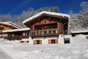 House | Exterior - Pinzgau Ski Chalet Retreat With Balcony (Wald im Pinzgau)