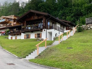Chalet | Interior detail