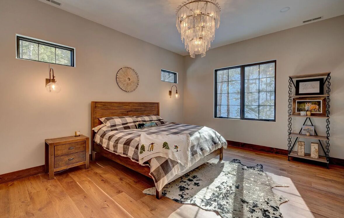 7 bedrooms, iron/ironing board, travel crib, free WiFi