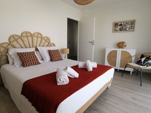 2 makuuhuonetta, silitysrauta/-lauta, vauvan matkasänky, ilmainen Wi-Fi