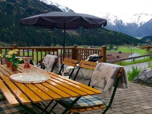 Chalet | Dining - Family-friendly Wald im Pinzgau Retreat (Wald im Pinzgau)