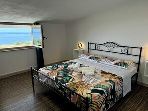 Comfort Townhome, 1 Double Bed, Sea View | Garden view