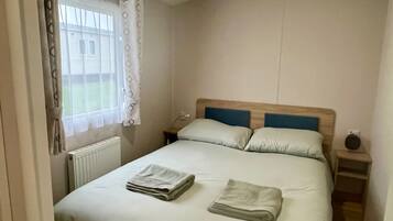 Apartment | 3 bedrooms, iron/ironing board, free WiFi, bed sheets