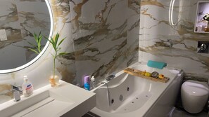 Boblebadekar, hårtørrer, håndklæder, Sæbe