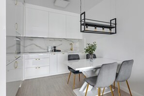 Deluxe Apartment | Private kitchenette - Grano Residence by Downtown Apartments (Gdansk)