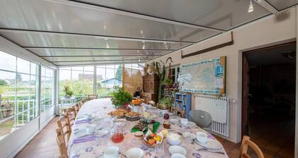 Suite familiale confortable avec WiFi Ă Saint-BenoĂźt-sur-Loire, animaux admis