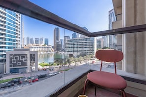 Deluxe Apartment, Canal View | Balcony - New Listing | JBR Beach Gem | Czechin | 1BD (Dubai)