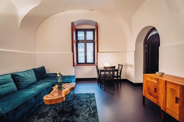 Televisio, työhuone