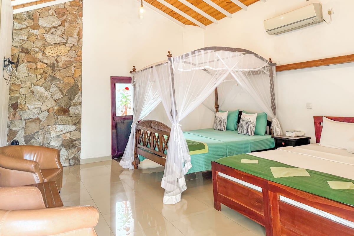 Family Double Room | Free WiFi