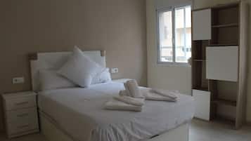 7 slaapkamers, een bureau, gratis wifi, beddengoed