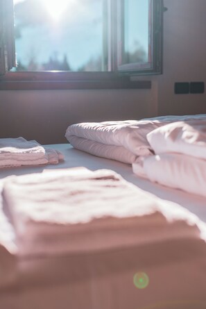 Bed sheets - Rifugio Viote (Trento)
