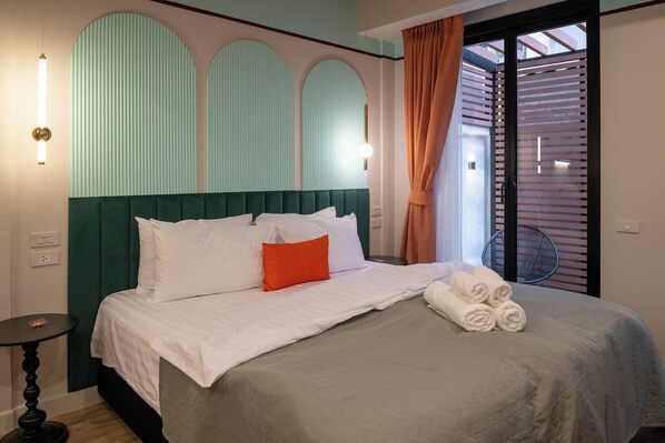 Caja de seguridad en la habitación y decoración personalizada 