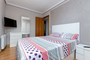 2 bedrooms - Cala Bona Calm & Beach - Apartment In Cala Bona (Cala Bona, Illes Balears)