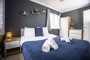 Bedroom 3 - Large House | Convention Centre | 20% Discount (Harrogate)