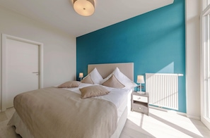 2 chambres, fer et planche à repasser, accès au Wi-Fi (inclus)