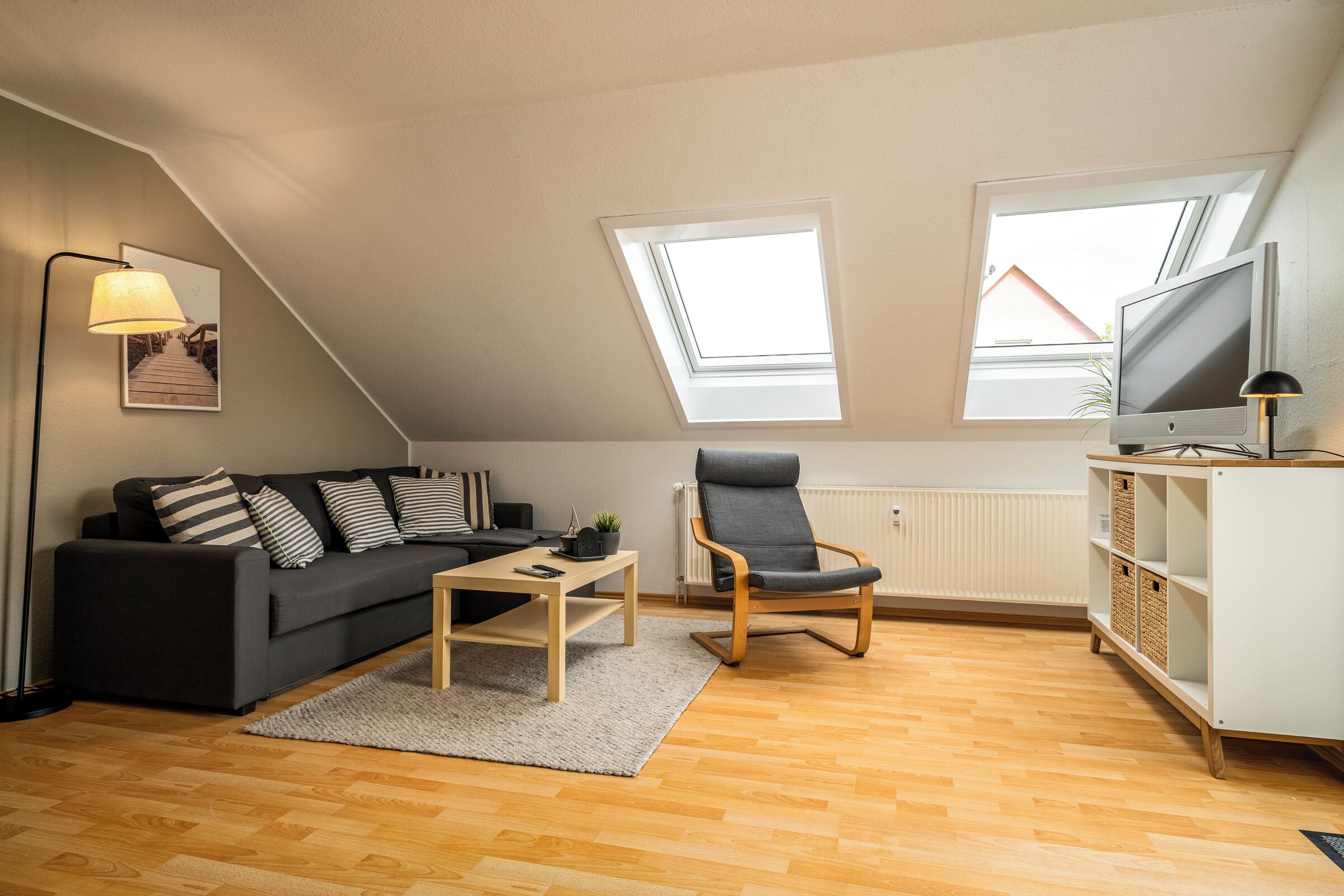 Fernseher, DVD-Player, Stereoanlage