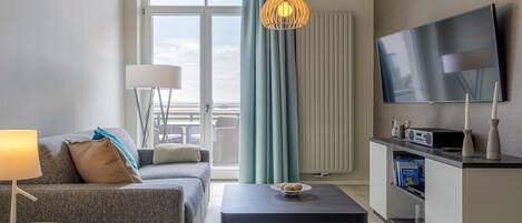 Télévision, chaîne hi-fi