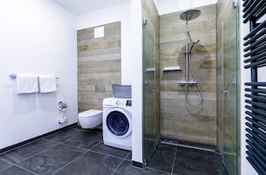 Shower, hair dryer, towels - 5-star vacation apartment Ostseeglück with south-facing balcony and beautiful view (Wustrow)