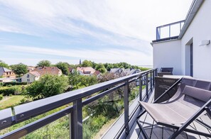 Property grounds - Beautiful 5 star vacation apartment Boddensonne with east-facing balcony (Wustrow)
