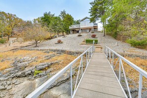 House (4 Bedrooms) | Interior - 'the Waterfront Gem' w/ Dock in Osage Beach! (Osage Beach)
