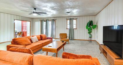 3 Mi to Dtwn: Amarillo Family Home