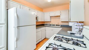 Interior - 3 Mi to Dtwn: Amarillo Family Home (Amarillo)