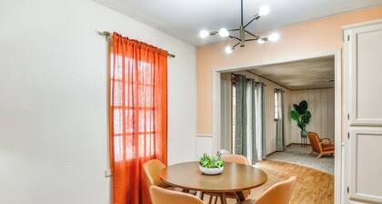 3 Mi to Dtwn: Amarillo Family Home