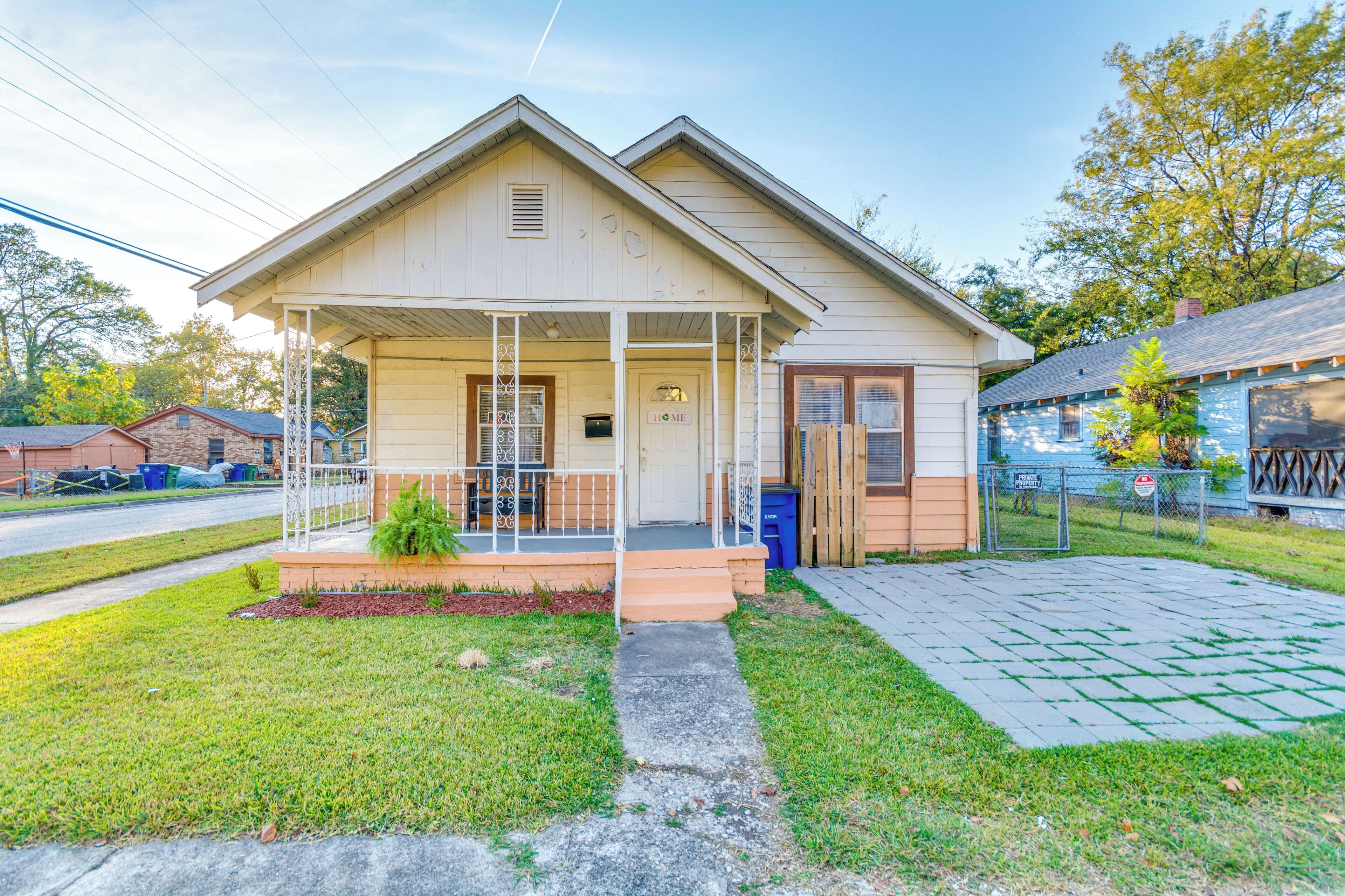 Apartment (0 Bedroom) | Front of property