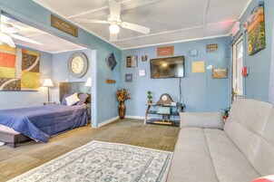 Apartment (0 Bedroom) | Interior