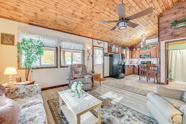 House (2 Bedrooms) | Interior