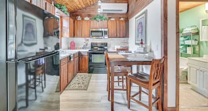 2 Mi to Lake Champlain: Cabin w/ River Access!
