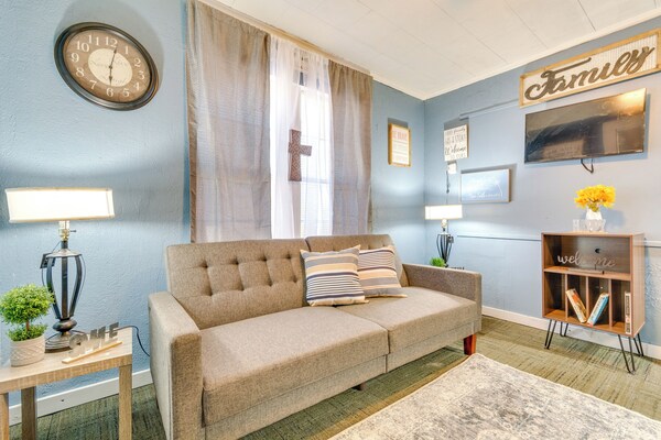 Centrally Located North Little Rock Studio W/ Yard - North Little Rock, AR
