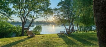 Gray heron vacation apartment in the old barn in Loppin