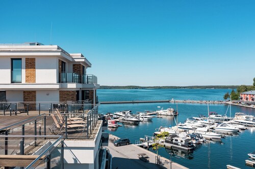 4-star vacation apartment Müritz Charme in the harbor residence Waren (Müritz)