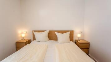 2 chambres, fer et planche Ă  repasser, Wi-Fi gratuit, draps fournis