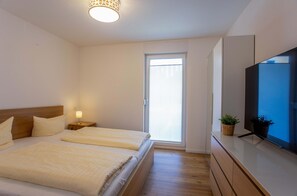 2 chambres, fer et planche à repasser, Wi-Fi gratuit, draps fournis