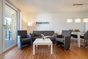 Fernseher, Stereoanlage