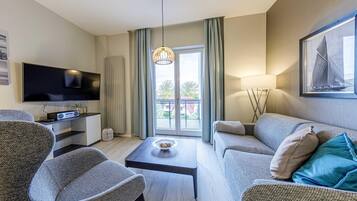 Fernseher, Stereoanlage