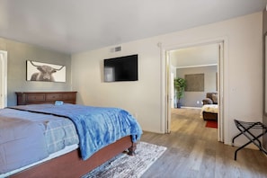 1 chambre, bureau, fer et planche à repasser, Wi-Fi