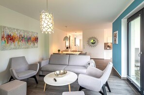 Tv, pejs, stereoanlæg