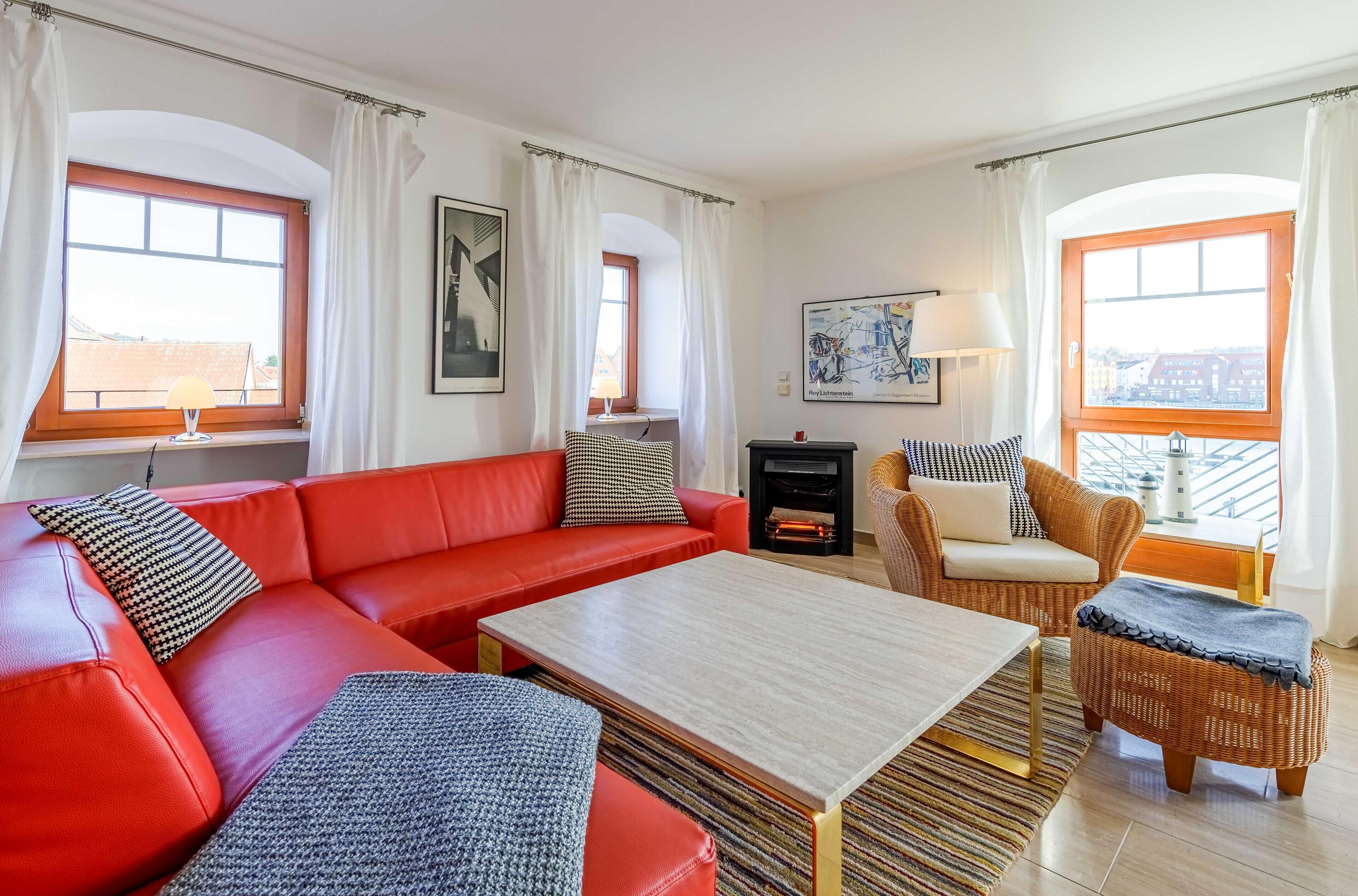 Fernseher, DVD-Player, Stereoanlage