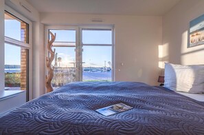 1 bedroom, iron/ironing board, free WiFi, bed sheets - Vacation apartment Fischotter in the Hafenresidenz Waren (Waren (Müritz))