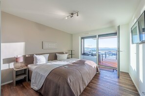 1 quarto, Wi-Fi de cortesia, roupa de cama