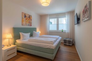 2 bedrooms, free WiFi, bed sheets - Müritzoase Vacation Rental in the Hafenresidenz Waren (Waren (Müritz))