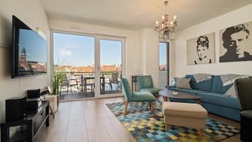 Fernseher, Stereoanlage