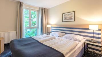 1 bedroom, desk, WiFi (free), bed sheets