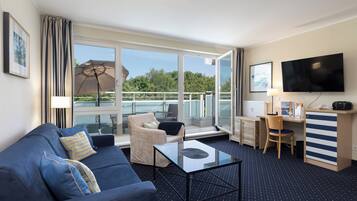 Fernseher, Stereoanlage