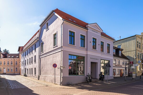 Exterior - Welcome to the Family Suite in the heart of Malchow (Malchow)