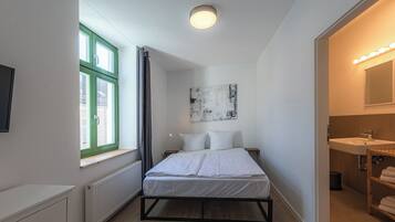 4 Schlafzimmer, Bügeleisen/Bügelbrett, kostenloses WLAN, Bettwäsche