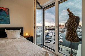 1 bedroom, iron/ironing board, free WiFi, bed sheets - Vacation apartment feel-good oasis with panoramic views and right next to the spa (Waren (Müritz))